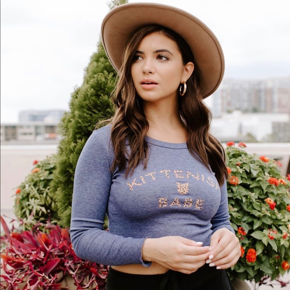 Kittenish Babe Cropped Long Sleeve Tee